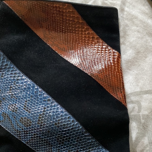 Beltrani Black Suede Knee high boot - Picture 7 of 8